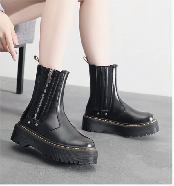 Bota Chelsea Maggie Couro Zíper - Imagem 6