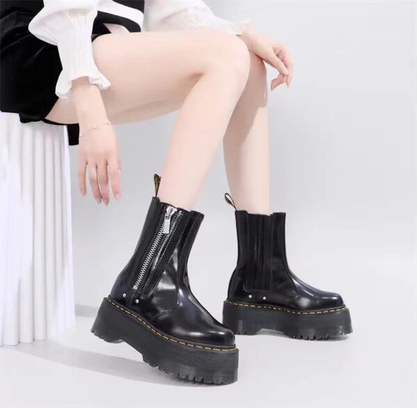 Bota Chelsea Maggie Couro Zíper - Imagem 3