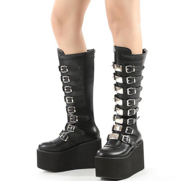 Bota Cano Longo Fivelas Ester