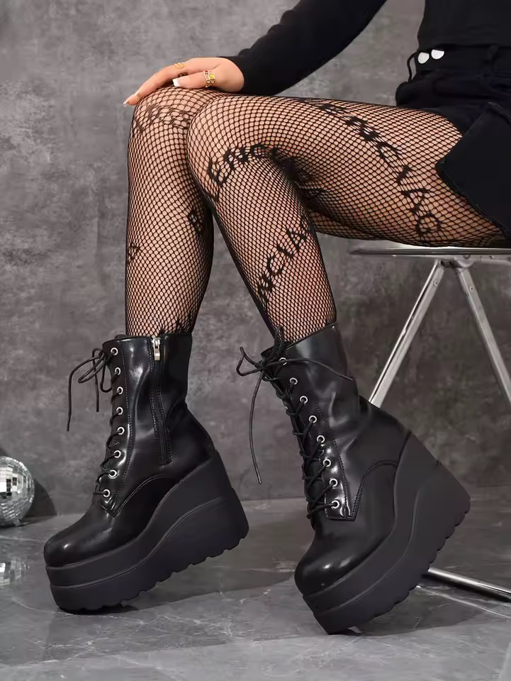 Bota Elaris Plataforma Cano Curto - Imagem 6