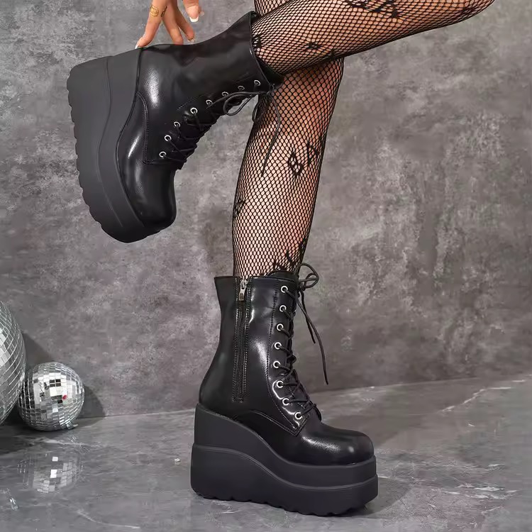 Bota Elaris Plataforma Cano Curto - Imagem 7