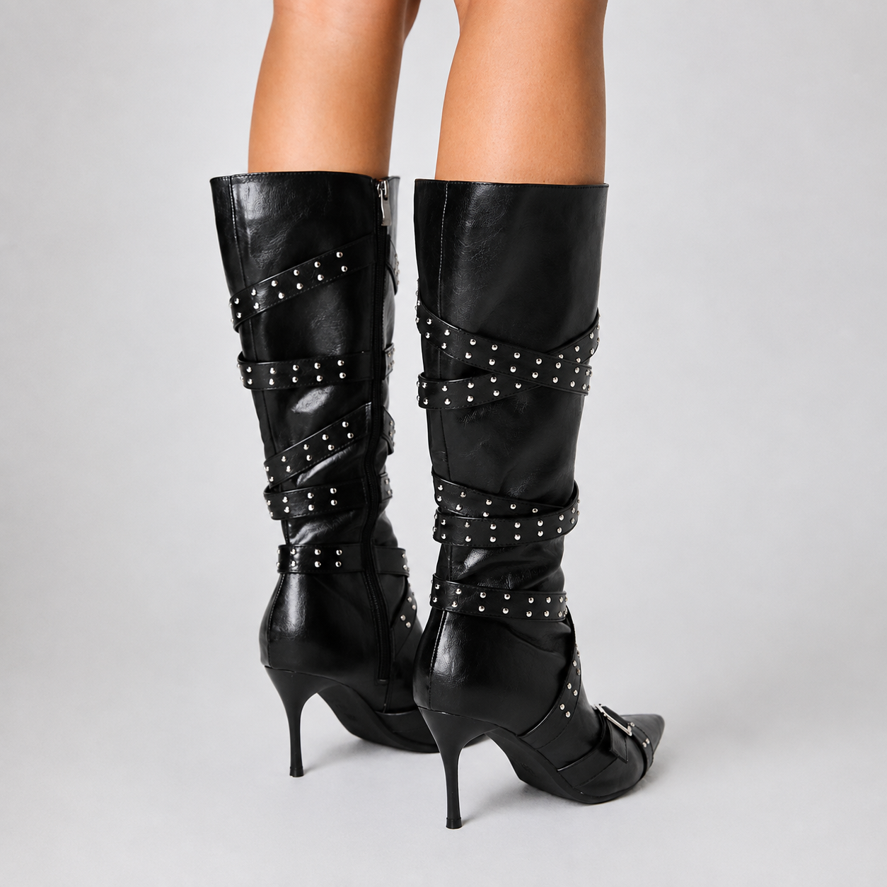 Bota Maddy Salto Fivelas - Imagem 5